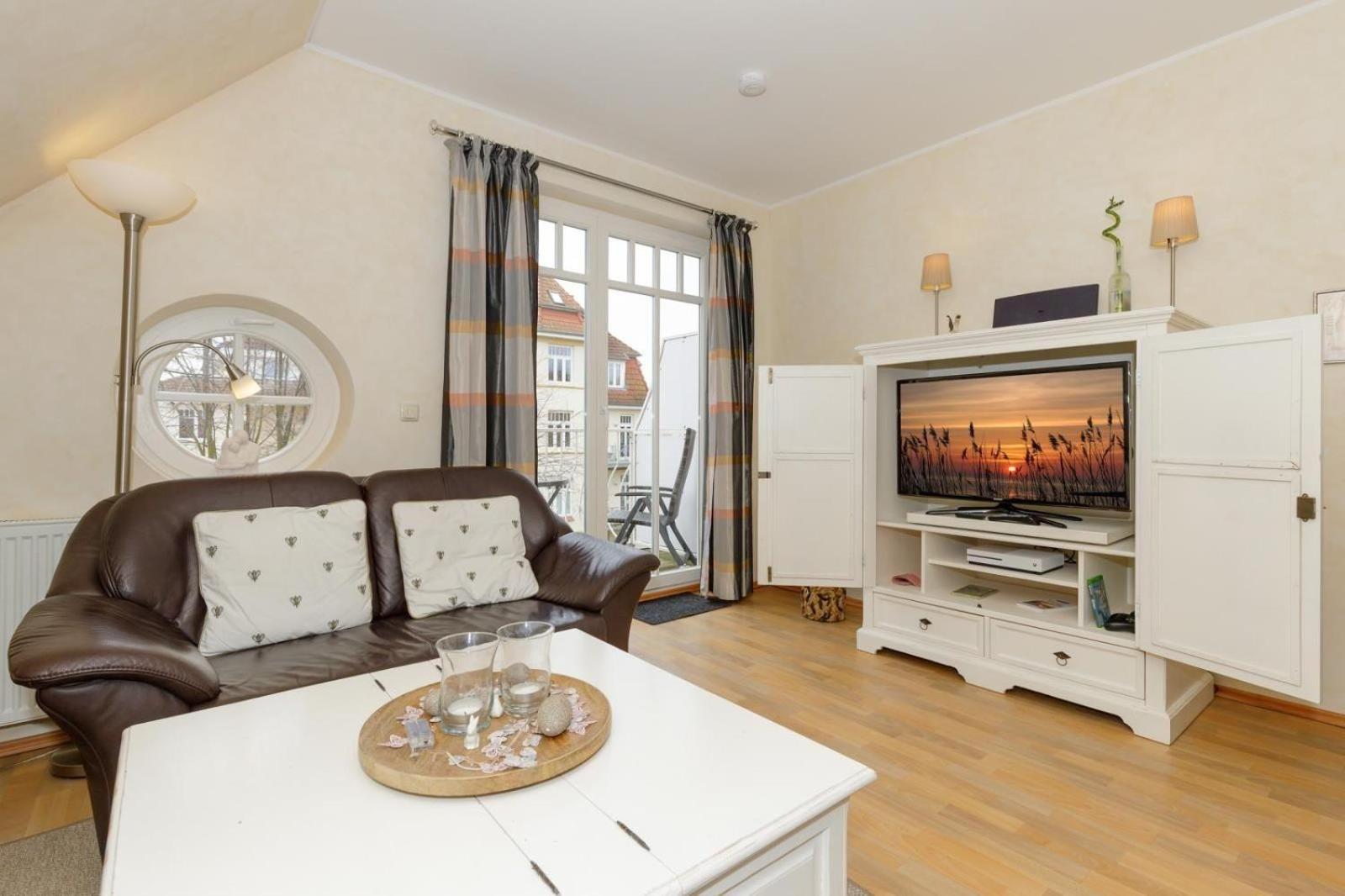 Fewo Strandgut Mit Balkon In Kuehlungsborn Ost エクステリア 写真